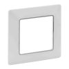 Valena LIFE rámeček jednonásobný bílý s chrom proužkem vodorovný i svislý Legrand 754031