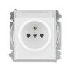 Time®, Element® zásuvka jednonásobná s ochranným kolíkem, clonkami, popisovým polem 5519E-A02352 01 bílá/ledová bílá ABB