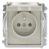 Zásuvka jednonásobná s ochranným kolíkem, s clonkami, s víčkem (typ 6619) 6619E-A06397 32 starostříbrná ABB
