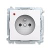 Zoni® zásuvka jednonásobná s clonkami a ochranou před přepětím 6699T-A06657 500 bílá ABB