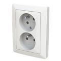 Zoni® zásuvka dvojnásobná s clonkami a natočenou dutinou 5513T-C02157 240 matná bílá ABB