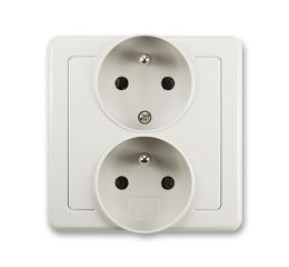 Swing® zásuvka dvojnásobná polozapuštěná s ochrannými kolíky, šroubové svorky 5512G-C02249 S1 světle šedá ABB