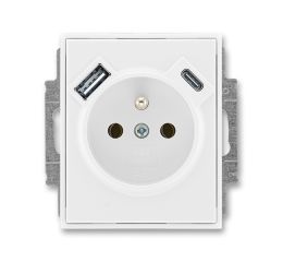 Time®, Element® zásuvka jednonásobná s kolíkem, clonkami a nabíjením USB-A, USB-C 5569E-A32357 03 bílá/bílá ABB