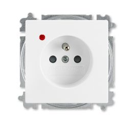 Future® linear, Solo®, Solo® carat, Busch-axcent® zásuvka jednonásobná s ochranným kolíkem a ochranou před přepětím 5599B-A0235784 studio bílá ABB