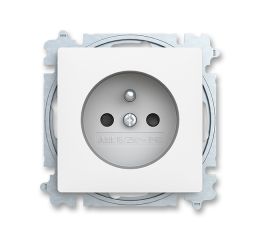 Zoni® zásuvka jednonásobná s clonkami 6619T-A06657 240 matná bílá ABB