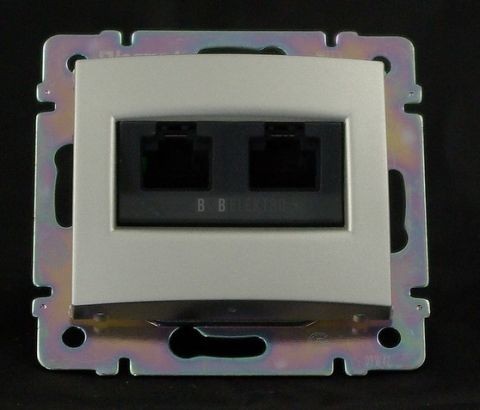 Valena zásuvka datová 2xRJ45/CAT.6UTP stříbrná typ 770243 Legrand