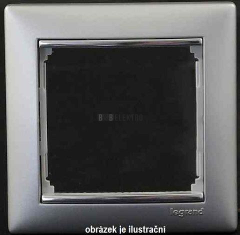 Valena rámeček 4násobný hliník/stříbrný proužek horizontální  typ 770354 Legrand