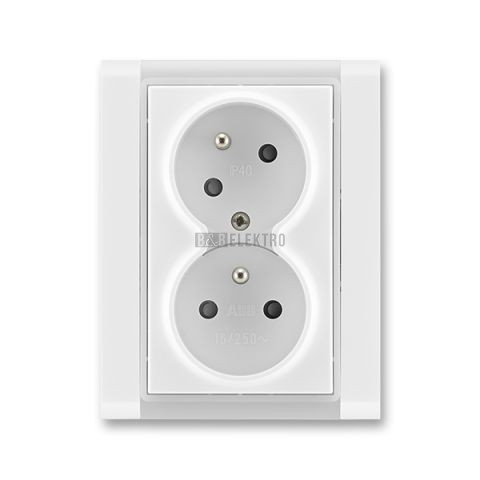 Time® zásuvka dvojnásobná s clonkami a natočenou dutinou 5513F-C02357 01 bílá/ledová bílá ABB