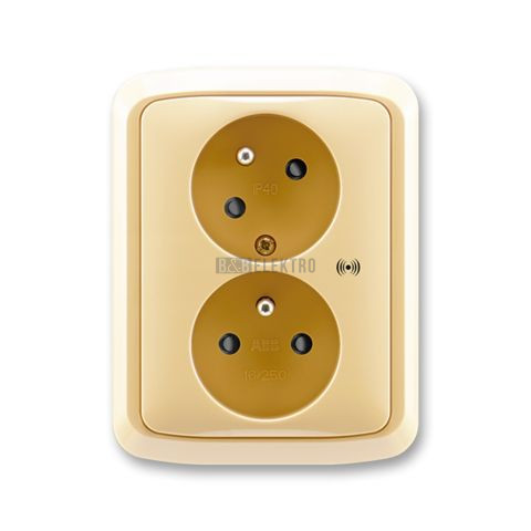 Tango® zásuvka dvojnásobná s ochrannými kolíky, clonkami, natočenou dutinou, s přepěťovou ochranou a akustickou signalizací 5583A-C02357 D béžová ABB