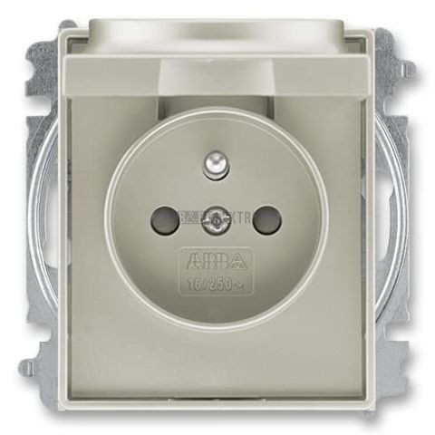 Zásuvka jednonásobná s ochranným kolíkem, s clonkami, s víčkem (typ 6619) 6619E-A06397 32 starostříbrná ABB