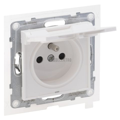 Suno zásuvka 2p+T s dětskou ochranou, bílá, krytí IP44, Legrand 721186